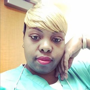 Meet your Posher, Rosalyn